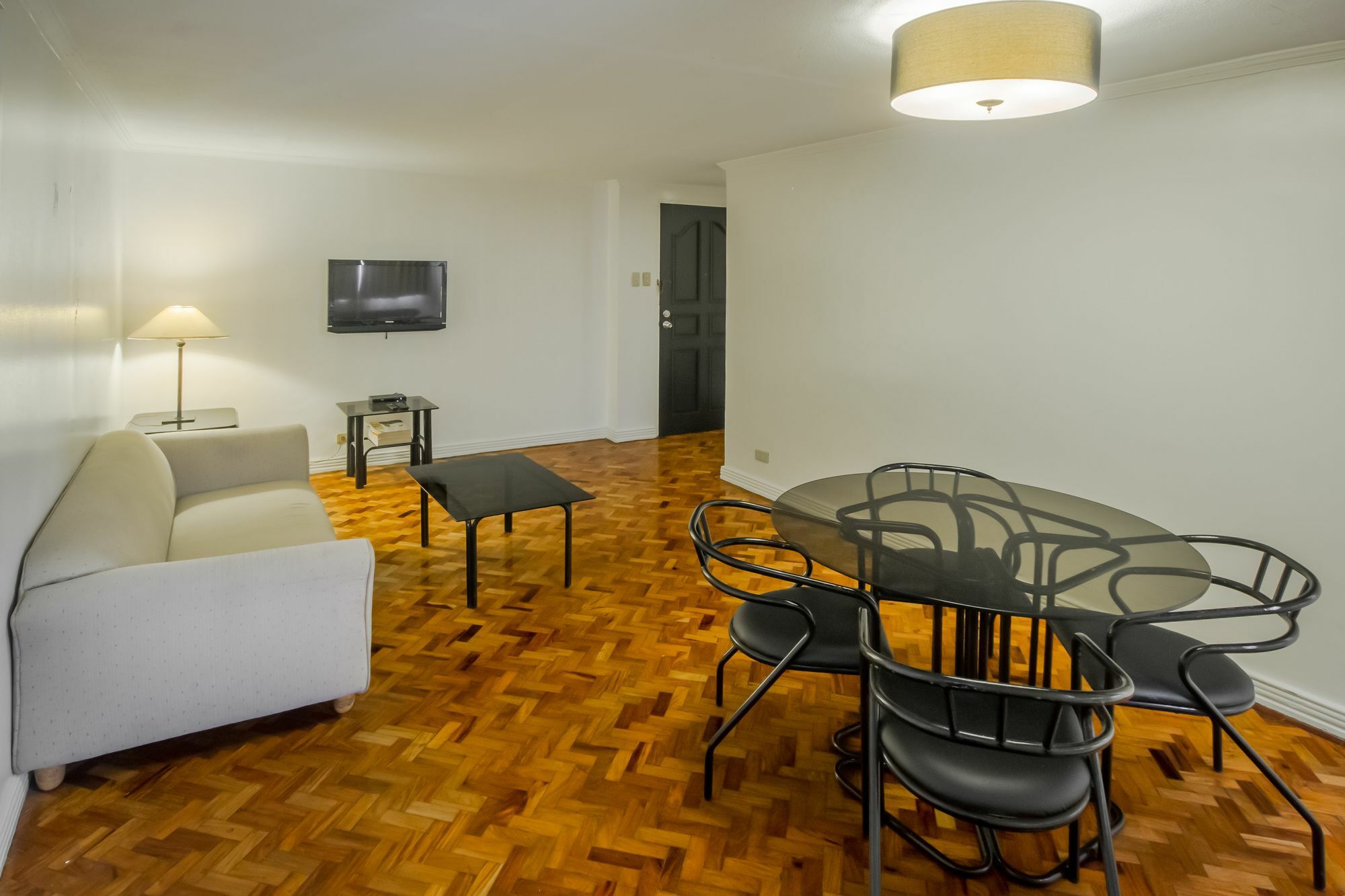 Salcedo Suites Makati City Екстер'єр фото